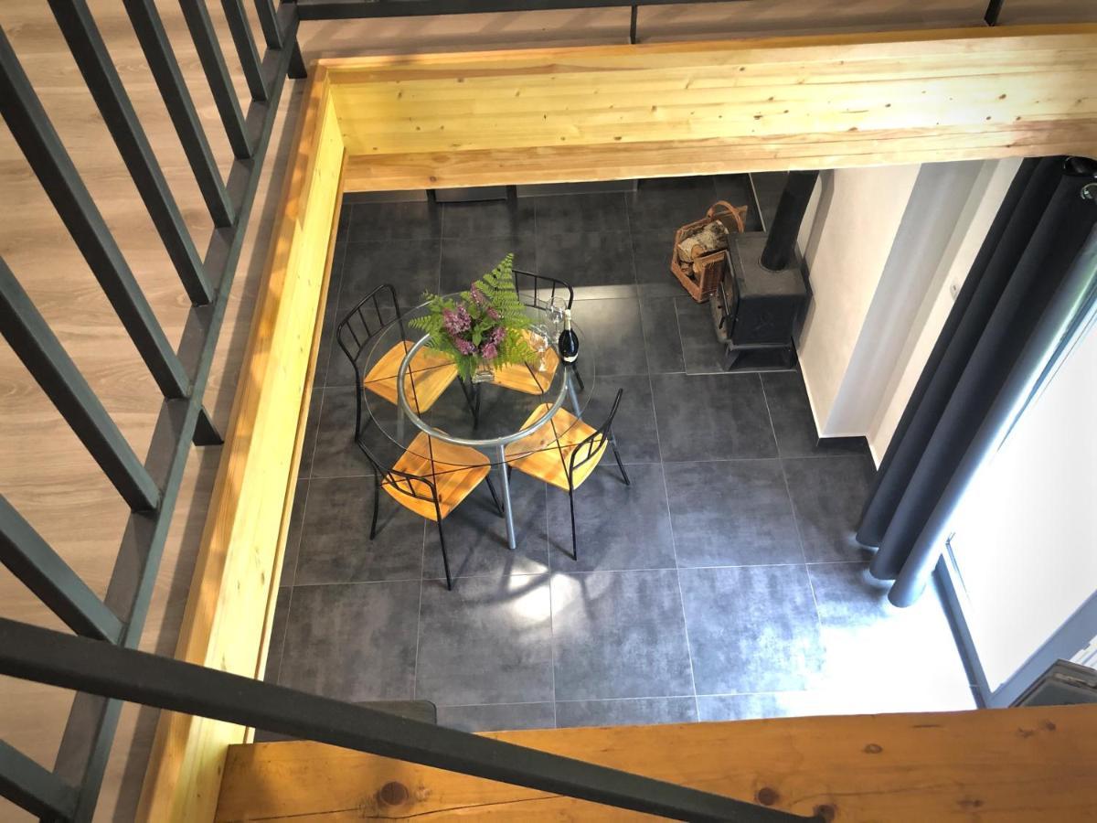 Mezonetovy Apartman S Terasou Na Samote V Lese Vlkava Exteriör bild